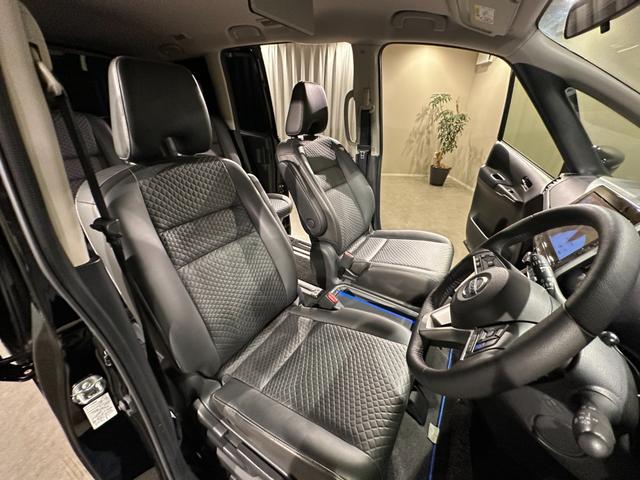 セレナ ｅ－パワー　ハイウェイスターＶ　ワンオーナー　プロパイロット　純正１０インチナビ／ＴＶ／ＣＤ／ＤＶＤ／Ｂｌｕ－ｒａｙ／Ｂｌｕｅｔｏｏｔｈ　アランドビューモニター　後席モニター　シート＆ステアリングヒーター　　社外１８インチアルミ（33枚目）