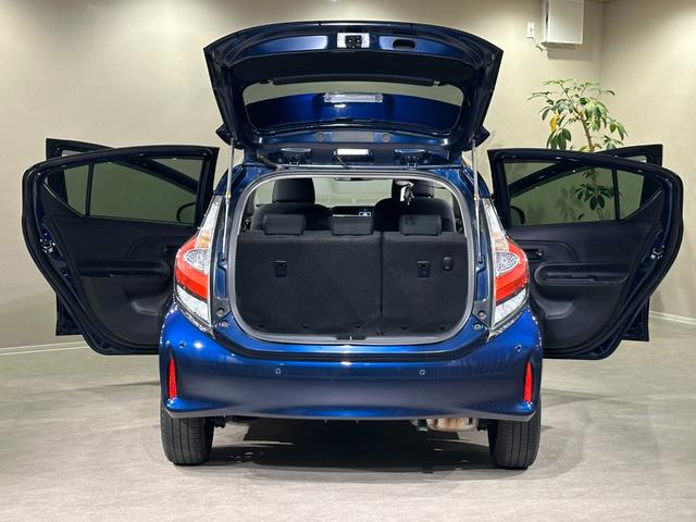 アクア Ｓスタイルブラック　純正ナビ／ＴＶ／ＣＤ／Ｂｌｕｅｔｏｏｔｈ　バックモニター　ＥＴＣ　ＬＥＤライト／フォグ　トヨタセーフティセンス　プリクラッシュブレーキ／レーンアシスト／オートマチックハイビーム（35枚目）