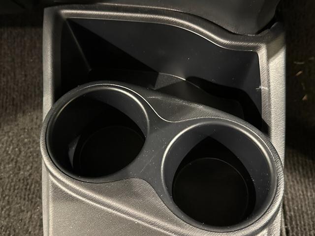 アクア Ｓスタイルブラック　純正ナビ／ＴＶ／ＣＤ／Ｂｌｕｅｔｏｏｔｈ　バックモニター　ＥＴＣ　ＬＥＤライト／フォグ　トヨタセーフティセンス　プリクラッシュブレーキ／レーンアシスト／オートマチックハイビーム（51枚目）