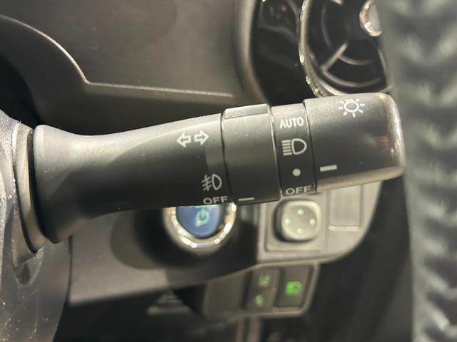 アクア Ｓスタイルブラック　純正ナビ／ＴＶ／ＣＤ／Ｂｌｕｅｔｏｏｔｈ　バックモニター　ＥＴＣ　ＬＥＤライト／フォグ　トヨタセーフティセンス　プリクラッシュブレーキ／レーンアシスト／オートマチックハイビーム（60枚目）