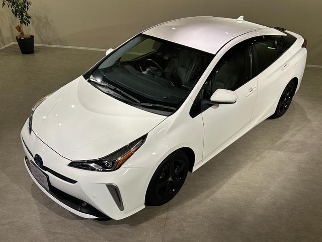 プリウス Ｓツーリングセレクション　純正ナビ／ＴＶ／ＣＤ／ＤＶＤ／Ｂｌｕｅｔｏｏｔｈ　バックモニター　純正１７インチアルミ　シートヒーター　ＬＥＤライト／フォグライト　ＴＳＳ　プリクラッシュブレーキ　レーダークルーズ　レーンアシスト（8枚目）