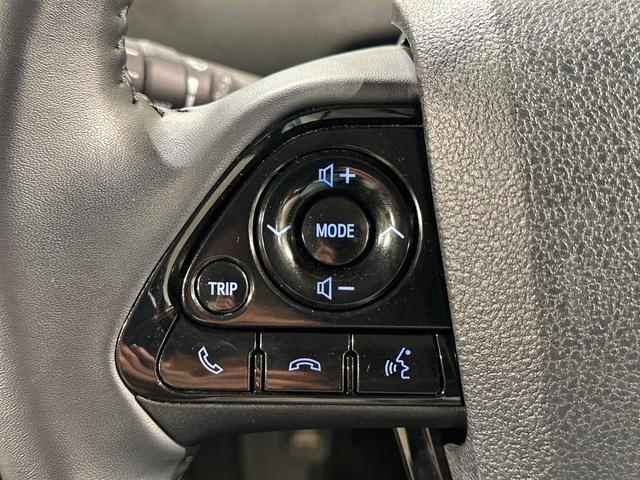 プリウス Ｓツーリングセレクション　純正ナビ／ＴＶ／ＣＤ／ＤＶＤ／Ｂｌｕｅｔｏｏｔｈ　バックモニター　純正１７インチアルミ　シートヒーター　ＬＥＤライト／フォグライト　ＴＳＳ　プリクラッシュブレーキ　レーダークルーズ　レーンアシスト（59枚目）