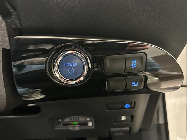 プリウス Ｓツーリングセレクション　純正ナビ／ＴＶ／ＣＤ／ＤＶＤ／Ｂｌｕｅｔｏｏｔｈ　バックモニター　純正１７インチアルミ　シートヒーター　ＬＥＤライト／フォグライト　ＴＳＳ　プリクラッシュブレーキ　レーダークルーズ　レーンアシスト（64枚目）