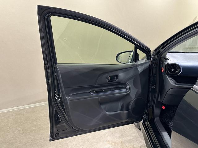 アクア Ｓ　純正ナビ／ＴＶ／ＣＤ／Ｂｌｕｅｔｏｏｔｈ　ＥＴＣ　純正フルエアロ　純正１５インチアルミ　キーレス（31枚目）