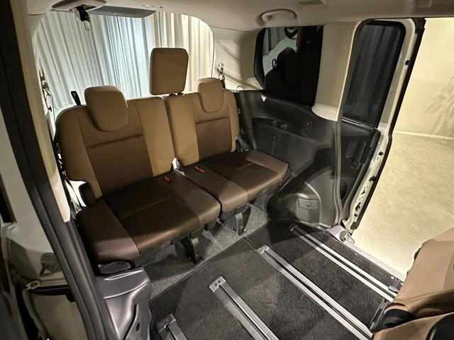 セレナ ｅ－パワー　ハイウェイスターＶ　プロパイロット　プレミアムインテリア　純正１０インチナビ／ＴＶ／ＣＤ／ＤＶＤ／Ｂｌｕ－ｒａｙ／Ｂｌｕｅｔｏｏｔｈ　アランドビューモニター　ＥＴＣ　純正後席モニター　シート＆ステアリングヒーター（48枚目）