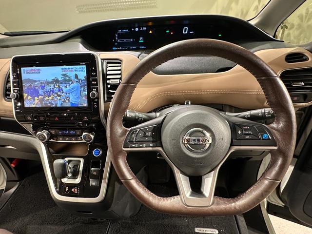 セレナ ｅ－パワー　ハイウェイスターＶ　プロパイロット　プレミアムインテリア　純正１０インチナビ／ＴＶ／ＣＤ／ＤＶＤ／Ｂｌｕ－ｒａｙ／Ｂｌｕｅｔｏｏｔｈ　アランドビューモニター　ＥＴＣ　純正後席モニター　シート＆ステアリングヒーター（57枚目）