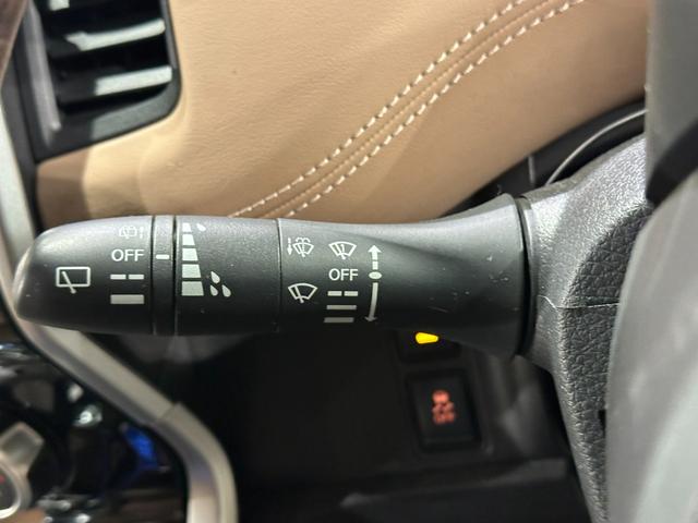 セレナ ｅ－パワー　ハイウェイスターＶ　プロパイロット　プレミアムインテリア　純正１０インチナビ／ＴＶ／ＣＤ／ＤＶＤ／Ｂｌｕ－ｒａｙ／Ｂｌｕｅｔｏｏｔｈ　アランドビューモニター　ＥＴＣ　純正後席モニター　シート＆ステアリングヒーター（62枚目）