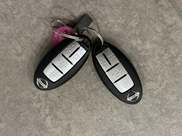 セレナ ｅ－パワー　ハイウェイスターＶ　プロパイロット　プレミアムインテリア　純正１０インチナビ／ＴＶ／ＣＤ／ＤＶＤ／Ｂｌｕ－ｒａｙ／Ｂｌｕｅｔｏｏｔｈ　アランドビューモニター　ＥＴＣ　純正後席モニター　シート＆ステアリングヒーター（79枚目）