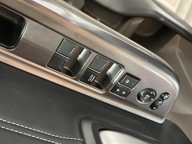 フリードハイブリッド ハイブリッド・Ｇホンダセンシング　６人乗り　両側パワスラドア　Ｓパッケージ／本革ステアリング／ハーフレザーコンビシート／純正１５インチアルミ　純正ナビ／ＴＶ／ＤＶＤ／ＣＤ／Ｂｌｕｅｔｏｏｔｈ　後席モニター　バックモニター　ＥＴＣ（31枚目）