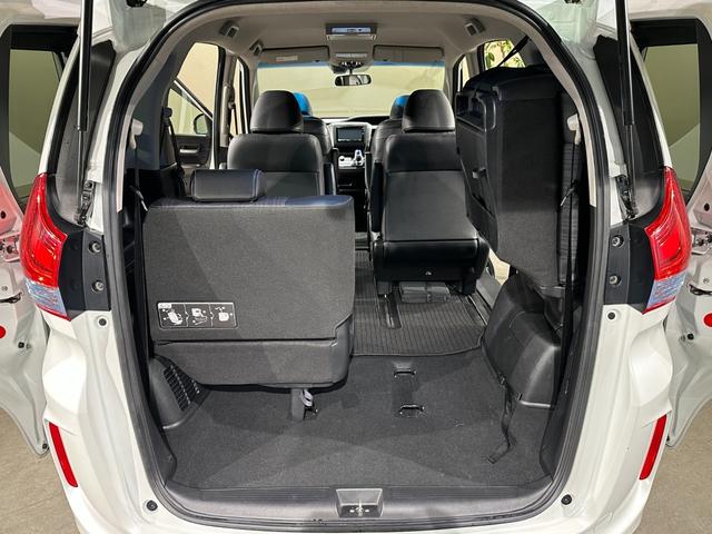 フリードハイブリッド ハイブリッド・Ｇホンダセンシング　６人乗り　両側パワスラドア　Ｓパッケージ／本革ステアリング／ハーフレザーコンビシート／純正１５インチアルミ　純正ナビ／ＴＶ／ＤＶＤ／ＣＤ／Ｂｌｕｅｔｏｏｔｈ　後席モニター　バックモニター　ＥＴＣ（49枚目）