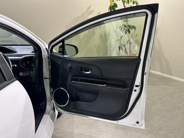 アクア Ｇ　Ｇ’ｓ　ナビ／ＴＶ／ＣＤ／ＤＶＤ／Ｂｌｕｅｔｏｏｔｈ　バックモニター　ドラレコ　Ｇ’ｚ専用１７インチアルミ／シート／エアロ　ＬＥＤライト／フォグライト（30枚目）