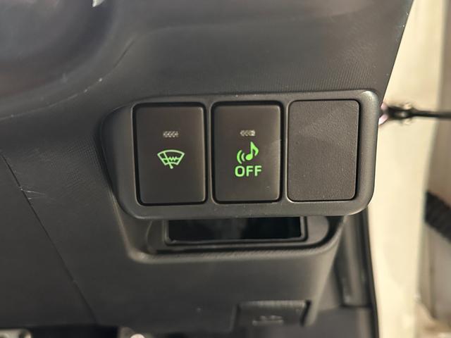 アクア Ｇ　Ｇ’ｓ　ナビ／ＴＶ／ＣＤ／ＤＶＤ／Ｂｌｕｅｔｏｏｔｈ　バックモニター　ドラレコ　Ｇ’ｚ専用１７インチアルミ／シート／エアロ　ＬＥＤライト／フォグライト（61枚目）