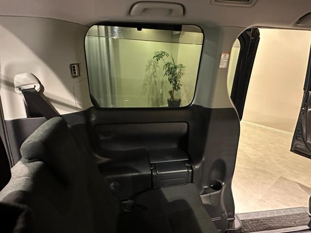 ヴォクシー ハイブリッドV 純正ナヒ/TV/CD/DVD/Bluetooth 後席モニター バックモニター ETC 両側パワスラドア シートヒーター LEDライト/フォグライト クルコン 置くだけ充電(50枚目)