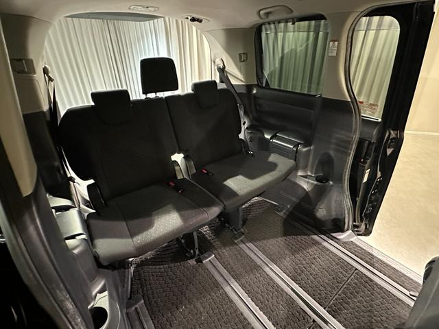 ヴォクシー ハイブリッドV 純正ナヒ/TV/CD/DVD/Bluetooth 後席モニター バックモニター ETC 両側パワスラドア シートヒーター LEDライト/フォグライト クルコン 置くだけ充電(51枚目)