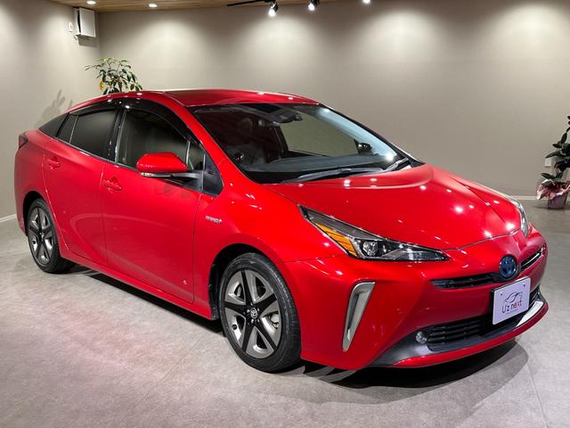 プリウス Sツーリングセレクション 純正9インチナビ/TV/CD/DVD/Bluetooth バックモニター ブラックレザーシート/ヒーター付 純正17インチアルミ ETC ドラレコ LEDライト/フォグライト レーダークルーズ(12枚目)