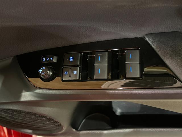 プリウス Sツーリングセレクション 純正9インチナビ/TV/CD/DVD/Bluetooth バックモニター ブラックレザーシート/ヒーター付 純正17インチアルミ ETC ドラレコ LEDライト/フォグライト レーダークルーズ(31枚目)