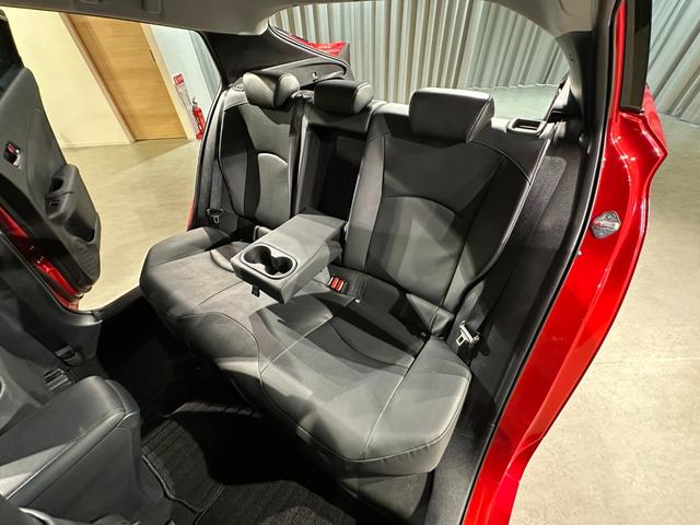 プリウス Sツーリングセレクション 純正9インチナビ/TV/CD/DVD/Bluetooth バックモニター ブラックレザーシート/ヒーター付 純正17インチアルミ ETC ドラレコ LEDライト/フォグライト レーダークルーズ(44枚目)