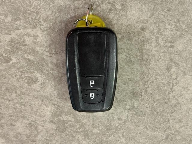 プリウス Sツーリングセレクション 純正9インチナビ/TV/CD/DVD/Bluetooth バックモニター ブラックレザーシート/ヒーター付 純正17インチアルミ ETC ドラレコ LEDライト/フォグライト レーダークルーズ(75枚目)