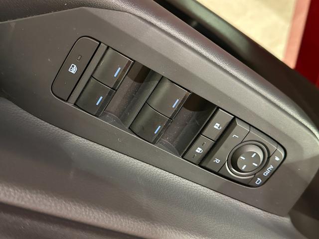 プリウス U 純正ディスプレイオーディオ/TV/Bluetooth/MiracastR バックモニター ETC LEDライト 純正17インチアルミ TSS レーダークルーズ/レーンアシスト/オートマチックハイビーム(31枚目)