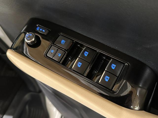 アルファード ２．５Ｘ　両側パワスラドア　純正ナビ／ＣＤ／Ｂｌｕｅｔｏｏｔｈ　バックモニター　ＥＴＣ　トヨタセーフティセンス　プリクラッシュ　レーダークルーズ　レーンアシスト（31枚目）