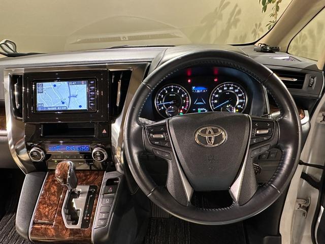 アルファード ２．５Ｘ　両側パワスラドア　純正ナビ／ＣＤ／Ｂｌｕｅｔｏｏｔｈ　バックモニター　ＥＴＣ　トヨタセーフティセンス　プリクラッシュ　レーダークルーズ　レーンアシスト（59枚目）