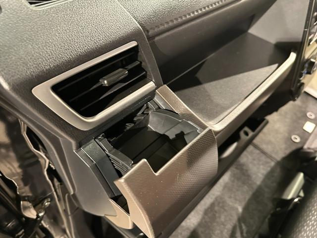 ルーミー Ｇ　４ＷＤ　両側パワスラドア　　自動被害軽減ブレーキ　ナビ／ＴＶ／ＣＤ／Ｂｌｕｅｔｏｏｔｈ　バックモニター　ＥＴＣ　ドラレコ（71枚目）