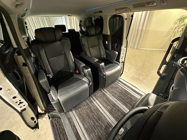 アルファード ２．５Ｓ　Ｃパッケージ　純正マルチディスプレイオーディオ／ナビ／ＴＶ／ＣＤ／ＤＶＤ／ＵＳＢ／Ａｐｐｌｅ　ＣａｒＰｌａｙ／ＭｉｒａｃａｓｔＲ／Ｂｌｕｅｔｏｏｔｈ　　２．０ＥＴＣ／バックモニター　純正後席モニター　デジタルミラー（43枚目）
