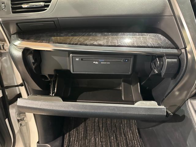 アルファード ２．５Ｓ　Ｃパッケージ　純正マルチディスプレイオーディオ／ナビ／ＴＶ／ＣＤ／ＤＶＤ／ＵＳＢ／Ａｐｐｌｅ　ＣａｒＰｌａｙ／ＭｉｒａｃａｓｔＲ／Ｂｌｕｅｔｏｏｔｈ　　２．０ＥＴＣ／バックモニター　純正後席モニター　デジタルミラー（70枚目）