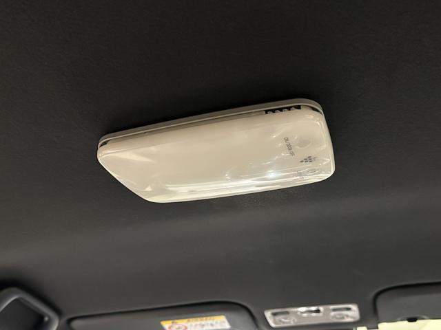 アクア G GRスポーツ・17インチパッケージ 純正9インチナビ/TV/CD/DVD/Bluetooth バックモニター 2.0ET Cクルコン GRスポーツ17インチアルミ/エアロパーツ/シート/ステアリング/シフトノブ LEDライトフォグライト(46枚目)
