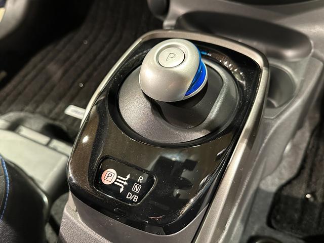 ノート e-パワーオーテック FOUR 4WD 純正ナビ/TV/CD/DVD/Bluetooth アランドビューモニター インテリジェントクルーズコントロール ETC ドラレコ LEDライト フォグライト オーテック15インチアルミ(55枚目)