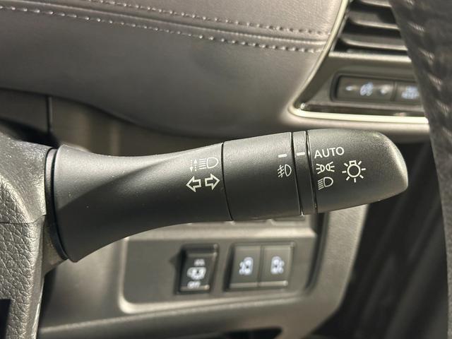 セレナ ｅ－パワー　ハイウェイスターＶ　プロパイロット　純正１０インチナビ／ＴＶ／ＣＤ／ＤＶＤ／Ｂｌｕ－ｒａｙ／ＨＤＭＩ／Ｂｌｕｅｔｏｏｔｈ　アランドビューモニター　ドラレコ　ＥＴＣ　純正１６インチアルミ　ＬＥＤライト（64枚目）