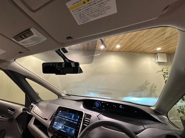 セレナ ｅ－パワー　ハイウェイスターＶ　プロパイロット　純正１０インチナビ／ＴＶ／ＣＤ／ＤＶＤ／Ｂｌｕ－ｒａｙ／ＨＤＭＩ／Ｂｌｕｅｔｏｏｔｈ　アランドビューモニター　ドラレコ　ＥＴＣ　純正１６インチアルミ　ＬＥＤライト（75枚目）