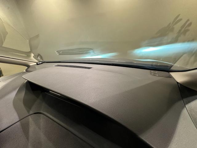 セレナ ｅ－パワー　ハイウェイスターＶ　プロパイロット　純正１０インチナビ／ＴＶ／ＣＤ／ＤＶＤ／Ｂｌｕ－ｒａｙ／ＨＤＭＩ／Ｂｌｕｅｔｏｏｔｈ　アランドビューモニター　ドラレコ　ＥＴＣ　純正１６インチアルミ　ＬＥＤライト（76枚目）