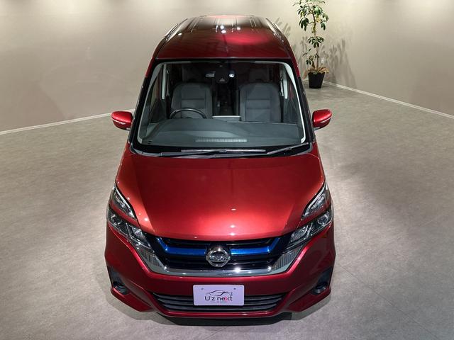 セレナ ｅ－パワー　ＸＶ　セカンドスライドアップシート　　両側パワスラドア　純正ナビ／ＣＤ／ＤＶＤ／Ｂｌｕｅｔｏｏｔｈ　バックモニター　シート＆ステアリングヒーター　純正１５インチアルミ　ＬＥＤライト　ＥＴＣ　クルコン（11枚目）