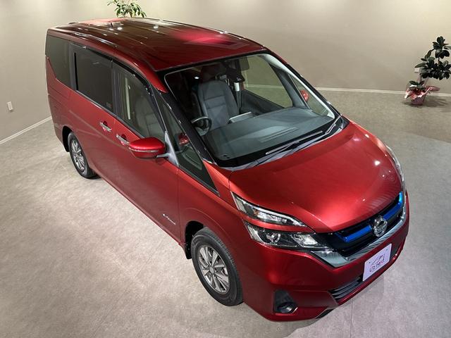 セレナ ｅ－パワー　ＸＶ　セカンドスライドアップシート　　両側パワスラドア　純正ナビ／ＣＤ／ＤＶＤ／Ｂｌｕｅｔｏｏｔｈ　バックモニター　シート＆ステアリングヒーター　純正１５インチアルミ　ＬＥＤライト　ＥＴＣ　クルコン（13枚目）