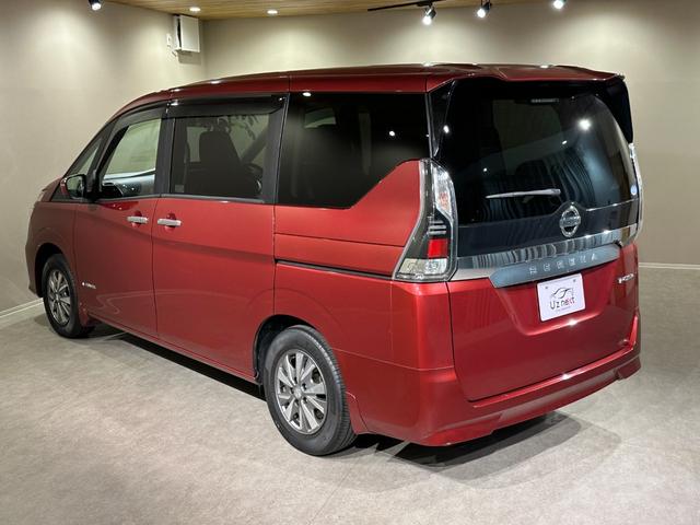 セレナ ｅ－パワー　ＸＶ　セカンドスライドアップシート　　両側パワスラドア　純正ナビ／ＣＤ／ＤＶＤ／Ｂｌｕｅｔｏｏｔｈ　バックモニター　シート＆ステアリングヒーター　純正１５インチアルミ　ＬＥＤライト　ＥＴＣ　クルコン（23枚目）