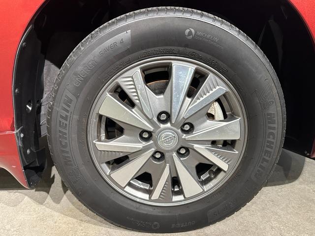 セレナ ｅ－パワー　ＸＶ　セカンドスライドアップシート　　両側パワスラドア　純正ナビ／ＣＤ／ＤＶＤ／Ｂｌｕｅｔｏｏｔｈ　バックモニター　シート＆ステアリングヒーター　純正１５インチアルミ　ＬＥＤライト　ＥＴＣ　クルコン（25枚目）