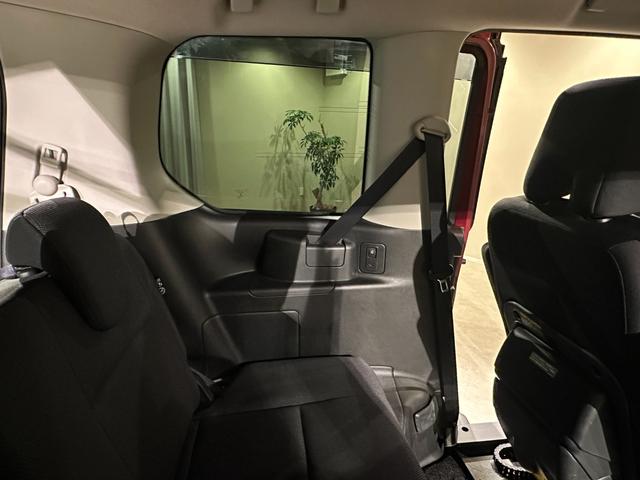 セレナ ｅ－パワー　ＸＶ　セカンドスライドアップシート　　両側パワスラドア　純正ナビ／ＣＤ／ＤＶＤ／Ｂｌｕｅｔｏｏｔｈ　バックモニター　シート＆ステアリングヒーター　純正１５インチアルミ　ＬＥＤライト　ＥＴＣ　クルコン（49枚目）