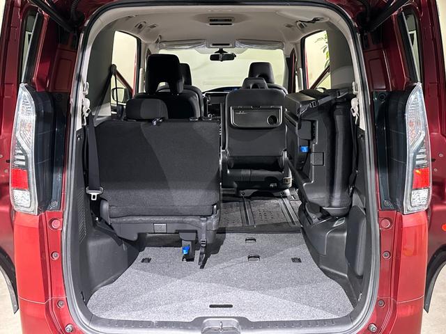 セレナ ｅ－パワー　ＸＶ　セカンドスライドアップシート　　両側パワスラドア　純正ナビ／ＣＤ／ＤＶＤ／Ｂｌｕｅｔｏｏｔｈ　バックモニター　シート＆ステアリングヒーター　純正１５インチアルミ　ＬＥＤライト　ＥＴＣ　クルコン（53枚目）