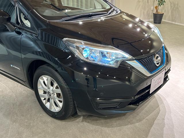 ノート ｅ－パワー　Ｘ　純正ナビ／ＴＶ／ＣＤ／ＤＶＤ／Ｂｌｕ－ｒａｙ／Ｂｌｕｅｔｏｏｔｈ　ＥＴＣ　アランドビューモニター　デジタルインナーミラー　純正１５インチアルミ　ＬＥＤライト（14枚目）