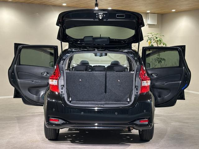ノート ｅ－パワー　Ｘ　純正ナビ／ＴＶ／ＣＤ／ＤＶＤ／Ｂｌｕ－ｒａｙ／Ｂｌｕｅｔｏｏｔｈ　ＥＴＣ　アランドビューモニター　デジタルインナーミラー　純正１５インチアルミ　ＬＥＤライト（35枚目）