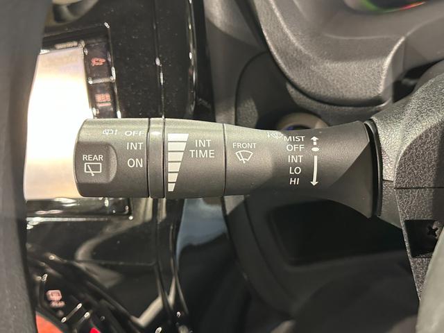 ノート ｅ－パワー　Ｘ　純正ナビ／ＴＶ／ＣＤ／ＤＶＤ／Ｂｌｕ－ｒａｙ／Ｂｌｕｅｔｏｏｔｈ　ＥＴＣ　アランドビューモニター　デジタルインナーミラー　純正１５インチアルミ　ＬＥＤライト（59枚目）