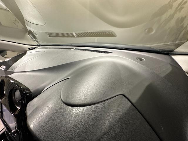 ノート ｅ－パワー　Ｘ　純正ナビ／ＴＶ／ＣＤ／ＤＶＤ／Ｂｌｕ－ｒａｙ／Ｂｌｕｅｔｏｏｔｈ　ＥＴＣ　アランドビューモニター　デジタルインナーミラー　純正１５インチアルミ　ＬＥＤライト（74枚目）