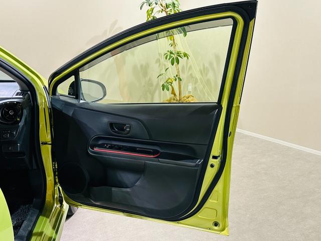 アクア S 純正エアロ ナビ/TV/CD/DVD/Bluetooth バックモニター ETC LEDライト スマートキー&プッシュエンスタ(30枚目)