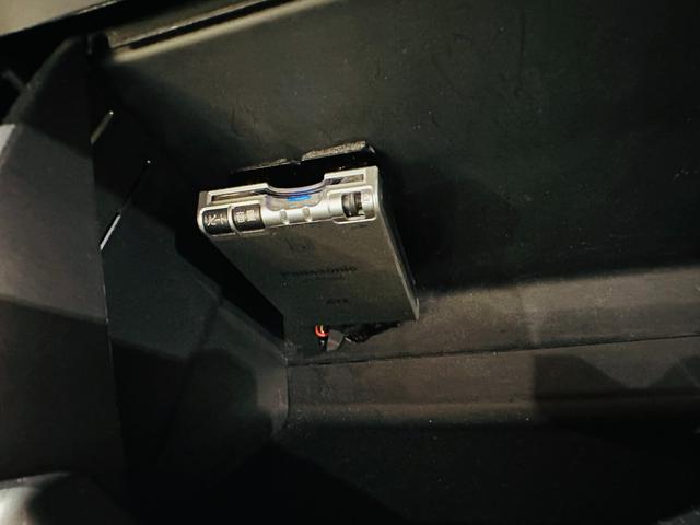 アクア S 純正エアロ ナビ/TV/CD/DVD/Bluetooth バックモニター ETC LEDライト スマートキー&プッシュエンスタ(67枚目)