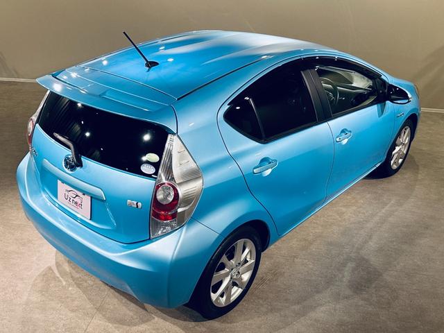 アクア Ｇ　ナビ／ＴＶ／ＣＤ／Ｂｌｕｅｔｏｏｔｈ　バックモニター　ＥＴＣ　ドラレコ　ＬＥＤライト／フォグライト　スマートキー／エンジンプッシュスタート　純正１６インチアルミ（19枚目）