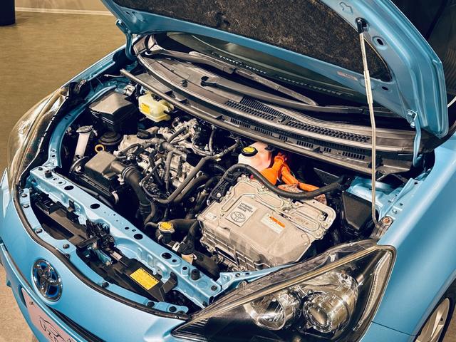 アクア Ｇ　ナビ／ＴＶ／ＣＤ／Ｂｌｕｅｔｏｏｔｈ　バックモニター　ＥＴＣ　ドラレコ　ＬＥＤライト／フォグライト　スマートキー／エンジンプッシュスタート　純正１６インチアルミ（25枚目）