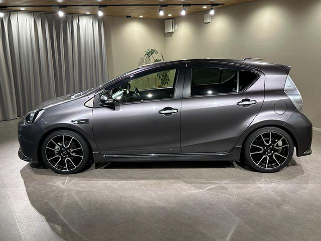 アクア Ｇ　Ｇ’ｓ　純正ナビ／ＴＶ／ＣＤ／ＤＶＤ／Ｂｌｕｅｔｏｏｔｈ　ＥＴＣ　Ｇ’ｚ専用１７インチアルミ／シート／エアロ　シートヒーター　ＬＥＤライト／フォグライト（12枚目）