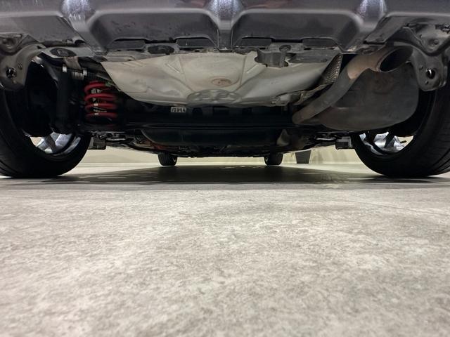 アクア Ｇ　Ｇ’ｓ　純正ナビ／ＴＶ／ＣＤ／ＤＶＤ／Ｂｌｕｅｔｏｏｔｈ　ＥＴＣ　Ｇ’ｚ専用１７インチアルミ／シート／エアロ　シートヒーター　ＬＥＤライト／フォグライト（26枚目）