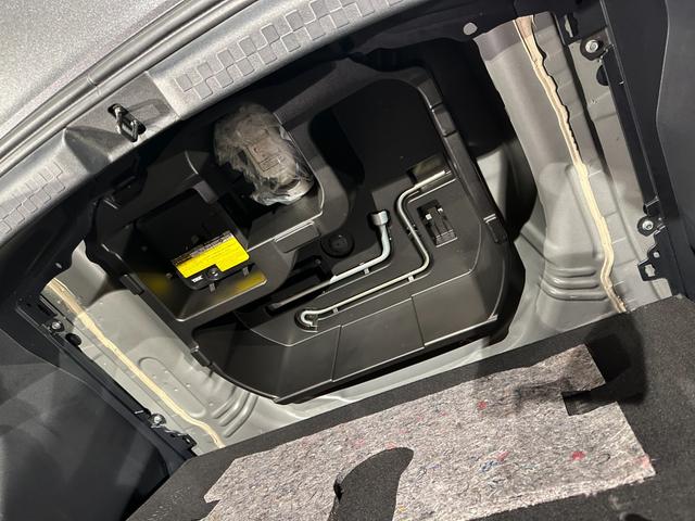 アクア Ｇ　Ｇ’ｓ　純正ナビ／ＴＶ／ＣＤ／ＤＶＤ／Ｂｌｕｅｔｏｏｔｈ　ＥＴＣ　Ｇ’ｚ専用１７インチアルミ／シート／エアロ　シートヒーター　ＬＥＤライト／フォグライト（35枚目）